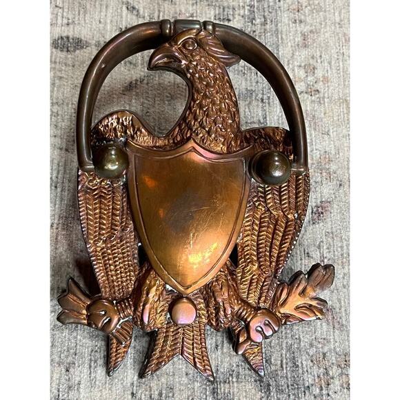 Vintage Brass American Eagle Door Knocker w/ mounting hardware. - Picture 2 of 8